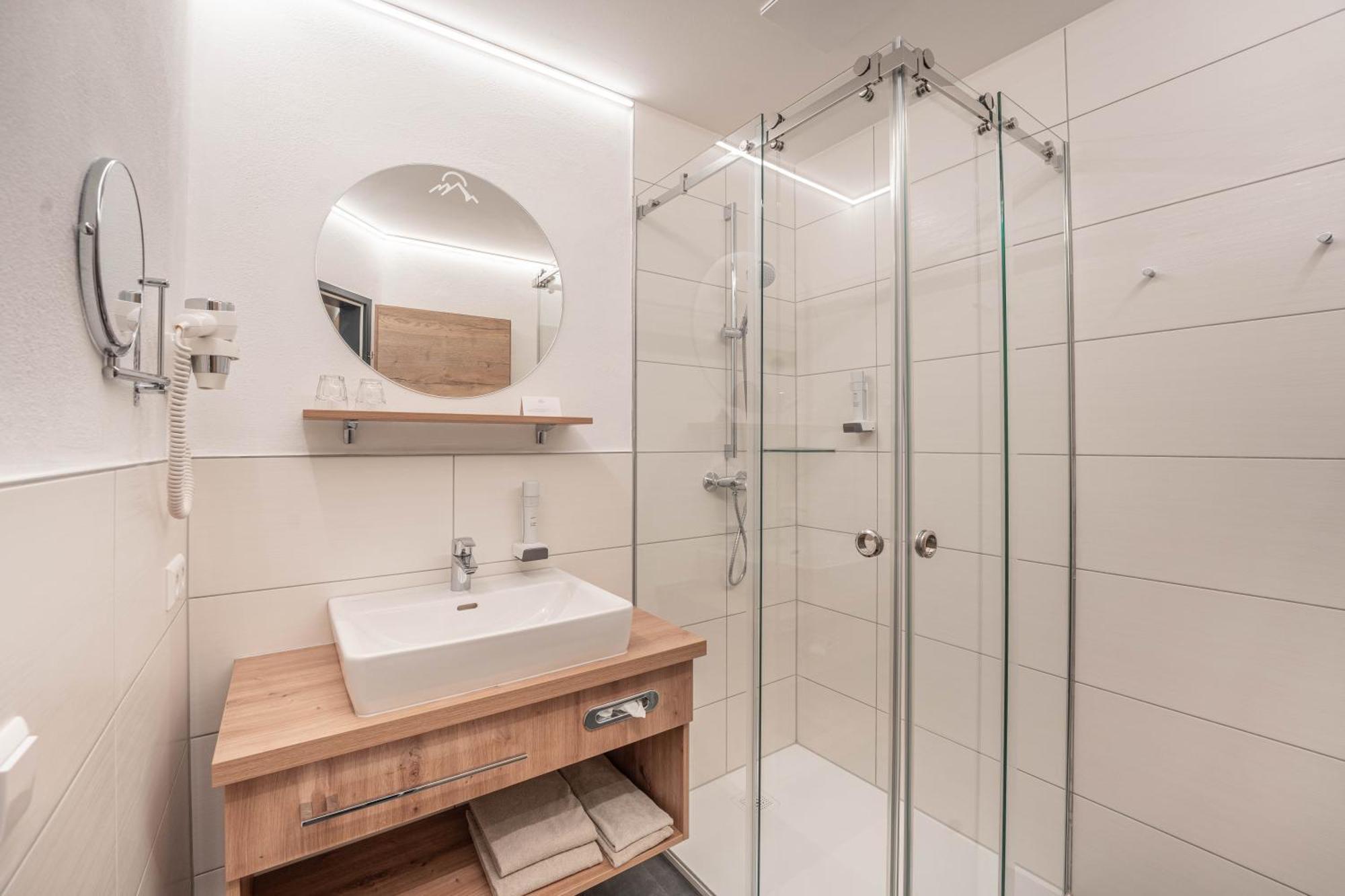 Junior Suite,1773711880:JPEG